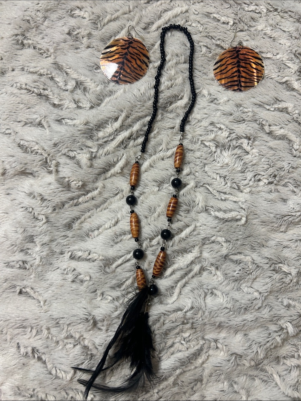 Handcrafted tiger  print necklace and earrings set